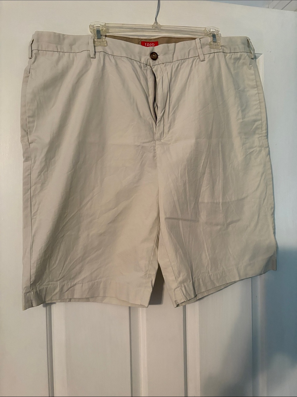 Izod Men's Light Khaki Flat-Front Chino Shorts
